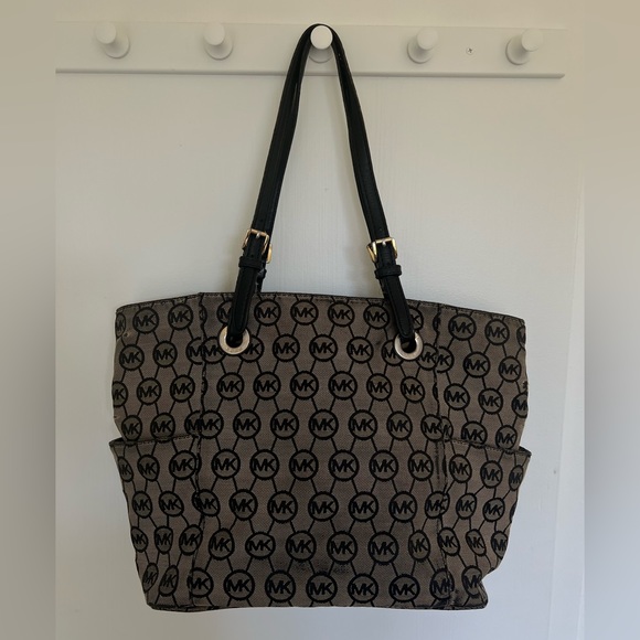 MICHAEL KORS TOTE BAG - Picture 2 of 9